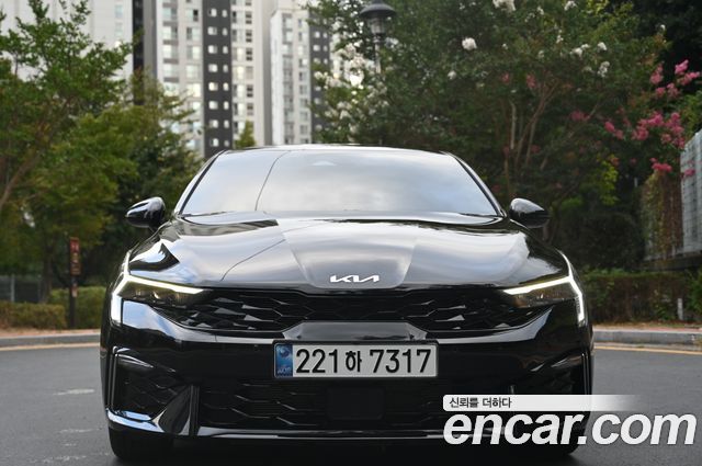 Kia K5 2.0 Prestige — пробег 17 000 км — фото 2 из 5