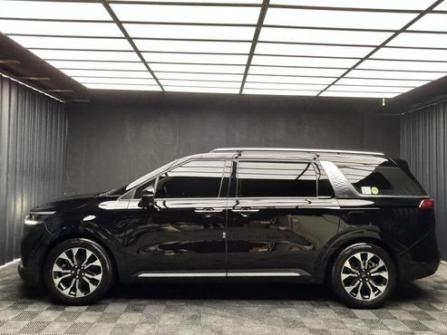 Kia Carnival 7-Seater Signature — пробег 63 999 км — фото 3 из 5