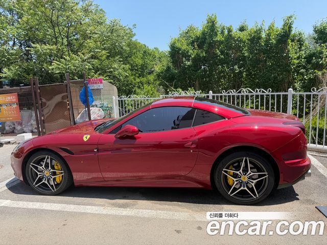Ferrari California 4.3 V8 — пробег 78 600 км — фото 5 из 5