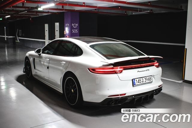 Porsche Panamera 4.0 GTS — пробег 79 100 км — фото 2 из 5