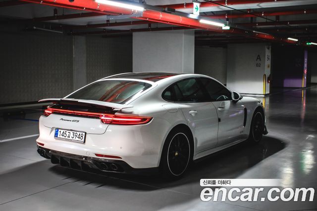 Porsche Panamera 4.0 GTS — пробег 79 100 км — фото 5 из 5