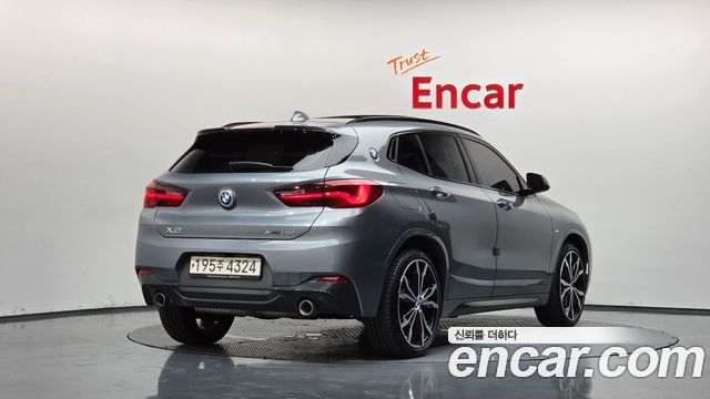 BMW X2 (F39) xDrive20i M Sport — пробег 30 569 км — фото 2 из 5