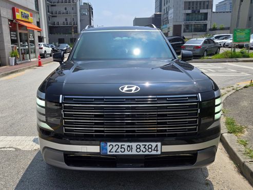 Hyundai Palisade HEV 2.5T 4WD 9-Seater Prestige — пробег 5 500 км — фото 1 из 5