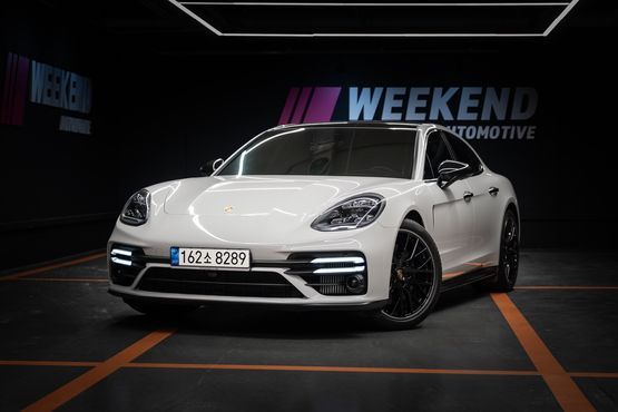 Porsche Panamera 4.0 GTS — пробег 19 000 км — фото 1 из 5