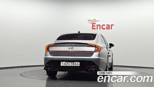 Hyundai Sonata Premium Millennial — пробег 57 774 км — фото 4 из 5