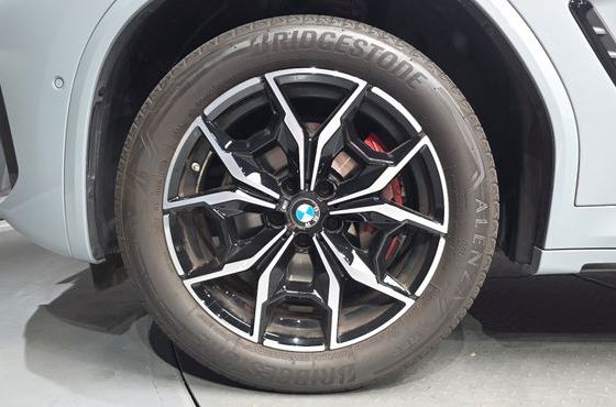 BMW X4 xDrive20i M Sports Pro — пробег 32 639 км — фото 5 из 5
