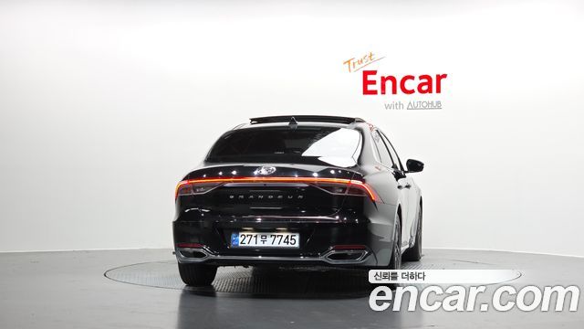 Hyundai Grandeur из Кореи Encar