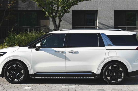 Kia Carnival Diesel 7-Seater Noblesse — пробег 42 000 км — фото 5 из 5