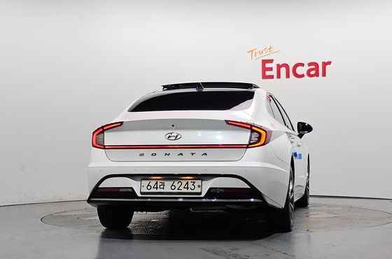 Hyundai Sonata 2.0 Premium Family — пробег 86 362 км — фото 4 из 5