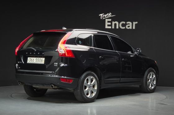 Volvo XC60 D5 AWD 1st — пробег 214 361 км — фото 2 из 5