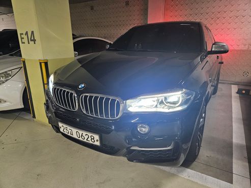 BMW X6 M50d — пробег 129 000 км — фото 1 из 5