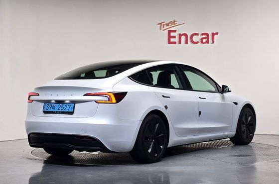 Tesla Model 3 RWD — пробег 57 161 км — фото 2 из 5
