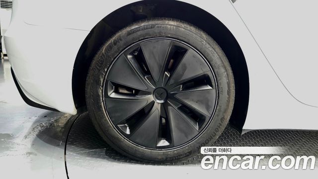 Tesla Model 3 RWD — пробег 57 161 км — фото 5 из 5