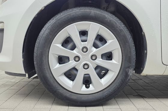 Kia pride 4DR 1.4 MPI Deluxe — пробег 71 412 км — фото 5 из 5