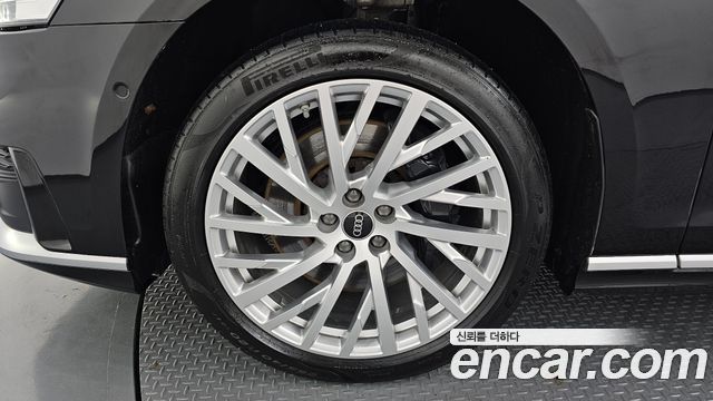 Audi A8 из Кореи Encar