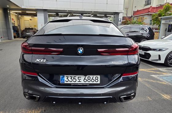 BMW X6 xDrive40d M Sport Online Exclusive — пробег 8 600 км — фото 5 из 5