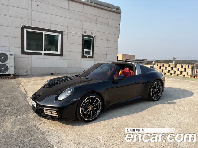 Porsche 911 Targa 4 — пробег 7 800 км — фото 1 из 5