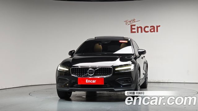 Volvo V60 из Кореи Encar