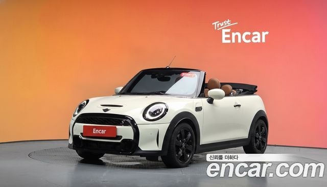 Mini Cooper Convertible Classic Launch Pack Third Generation — пробег 50 728 км — фото 1 из 5