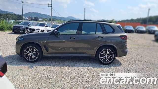BMW X5 xDrive 40i M Sport — пробег 31 300 км — фото 4 из 5