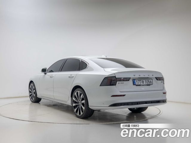 Volvo S90 B5 Ultra Bright Air sus — пробег 533 км — фото 4 из 5