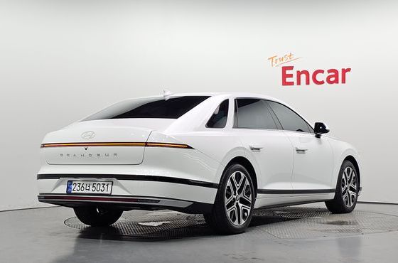 Hyundai Grandeur Premium — пробег 50 558 км — фото 2 из 5