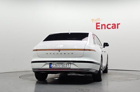 Hyundai Grandeur Premium — пробег 50 558 км — фото 4 из 5