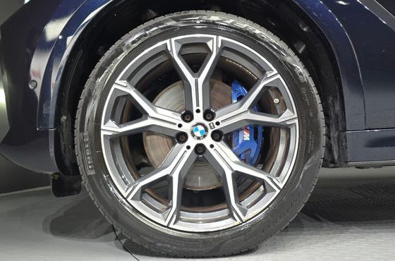 BMW X6 xDrive40i M Sport — пробег 61 473 км — фото 5 из 5