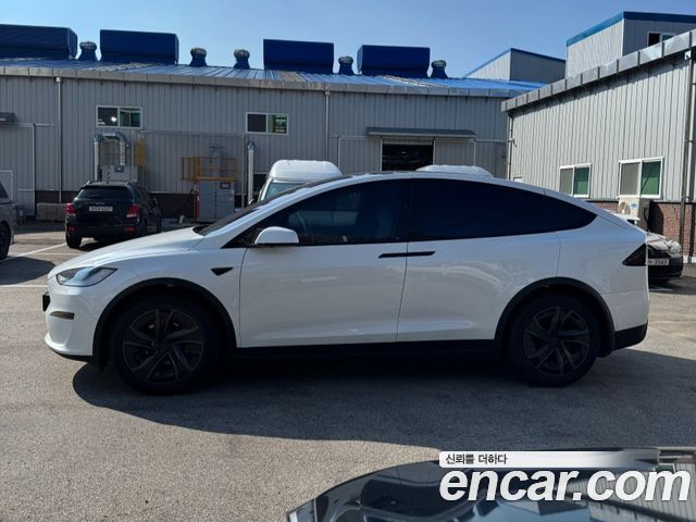 Tesla Model X AWD — пробег 4 247 км — фото 2 из 5