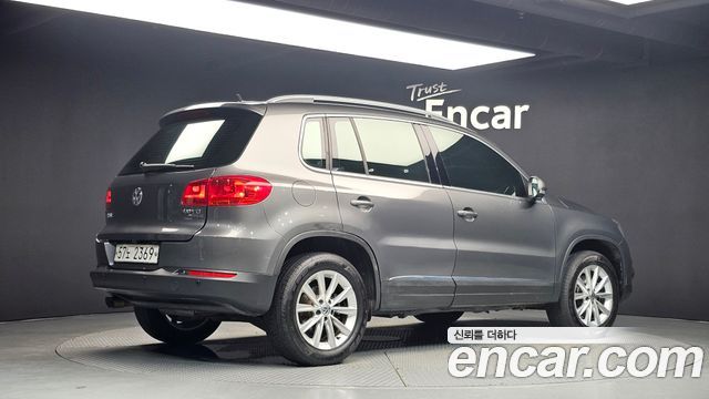 Volkswagen Tiguan 2.0 TDI Comfort 5N — пробег 216 929 км — фото 2 из 5