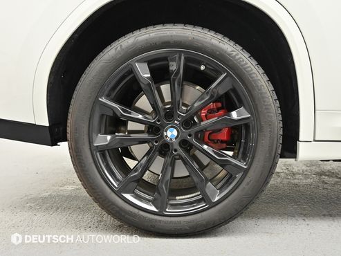 BMW X4 xDrive20i M Sport Pro Special Edition — пробег 6 437 км — фото 5 из 5
