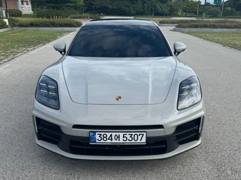 Porsche Panamera 2.9 AWD — пробег 1 290 км — фото 1 из 5