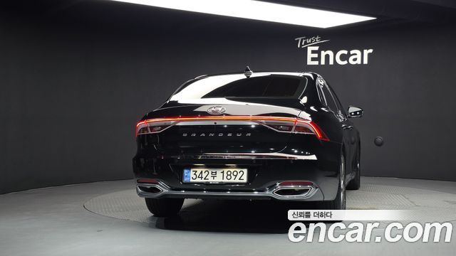 Hyundai Grandeur из Кореи Encar