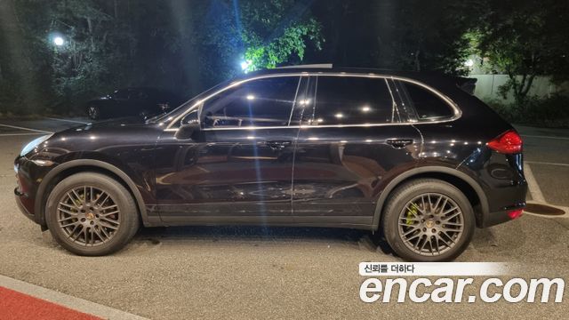 Porsche Cayenne 4.8 S 958 — пробег 175 000 км — фото 3 из 5