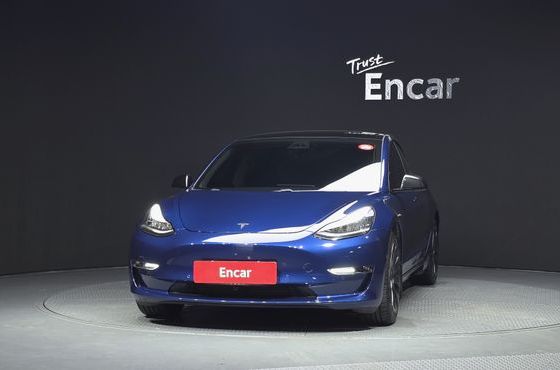 Tesla Model 3 Long Range AWD — пробег 61 203 км — фото 3 из 5