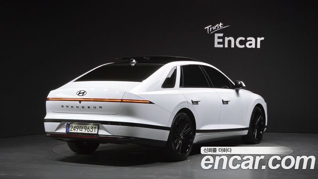 Hyundai Grandeur из Кореи Encar