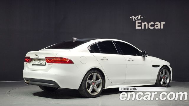 Jaguar XE из Кореи Encar