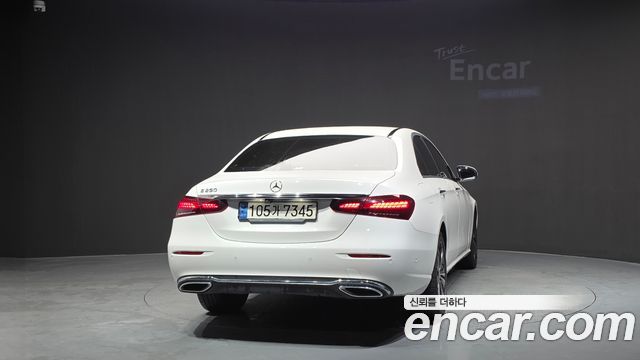 Mercedes-Benz E-Class из Кореи Encar