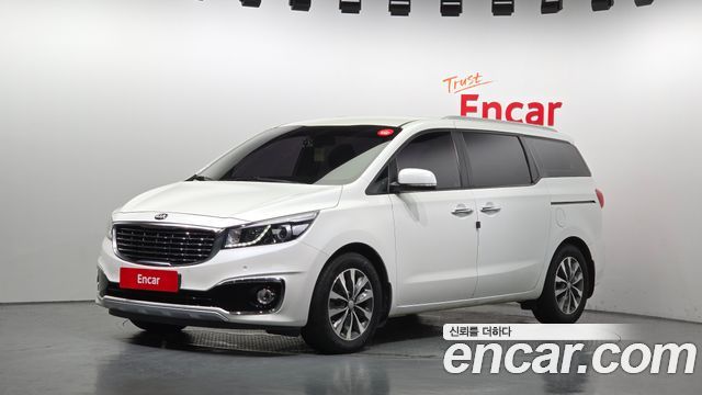 Kia Carnival из Кореи Encar