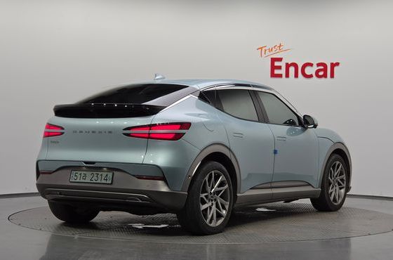 Genesis GV60 Standard AWD — пробег 102 850 км — фото 2 из 5
