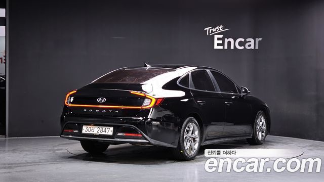 Hyundai Sonata 2.0 Premium — пробег 129 718 км — фото 2 из 5