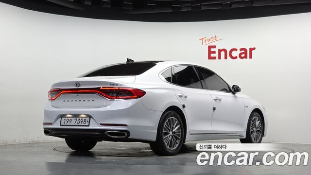 Hyundai Grandeur из Кореи Encar