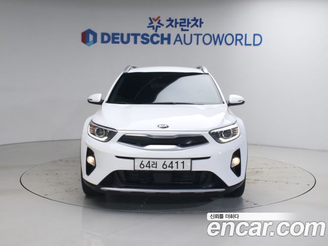 Kia Stonic из Кореи Encar
