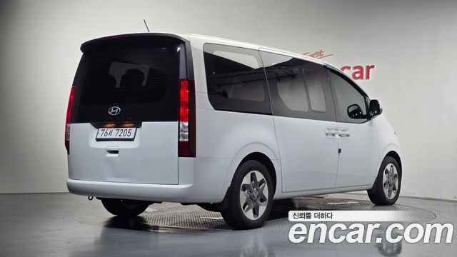 Hyundai Staria из Кореи Encar