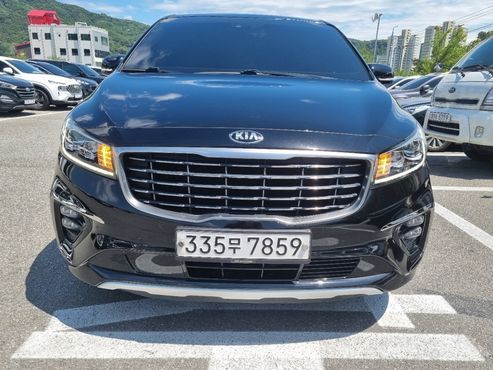 Kia Carnival Gasoline 9-Seater Noblesse Special — пробег 153 841 км — фото 3 из 5