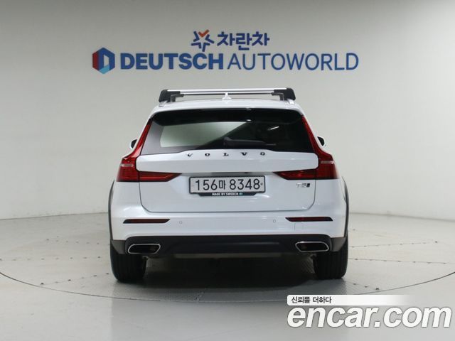 Volvo V60 из Кореи Encar
