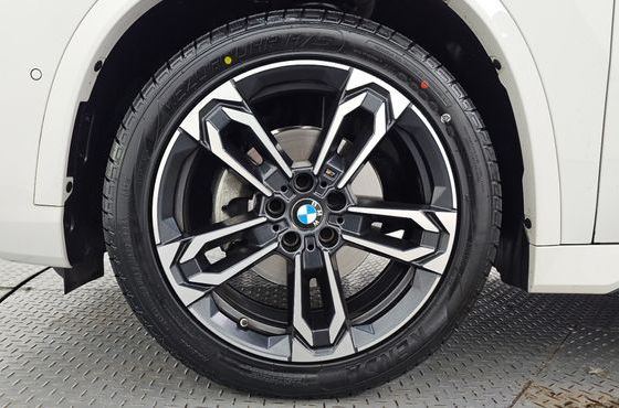 BMW X1 sDrive 18d M Sport — пробег 31 462 км — фото 5 из 5