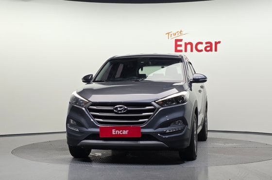 Hyundai Tucson Diesel 1.7 2WD Style — пробег 103 002 км — фото 3 из 5