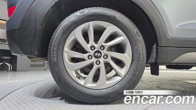 Hyundai Tucson Diesel 1.7 2WD Style — пробег 103 002 км — фото 5 из 5
