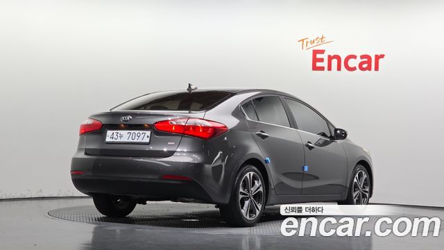 Kia K3 из Кореи Encar